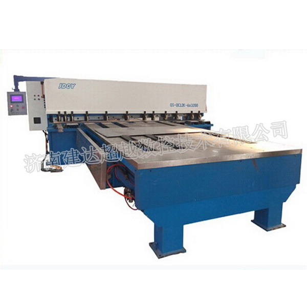 前送料數(shù)控剪板機(jī)